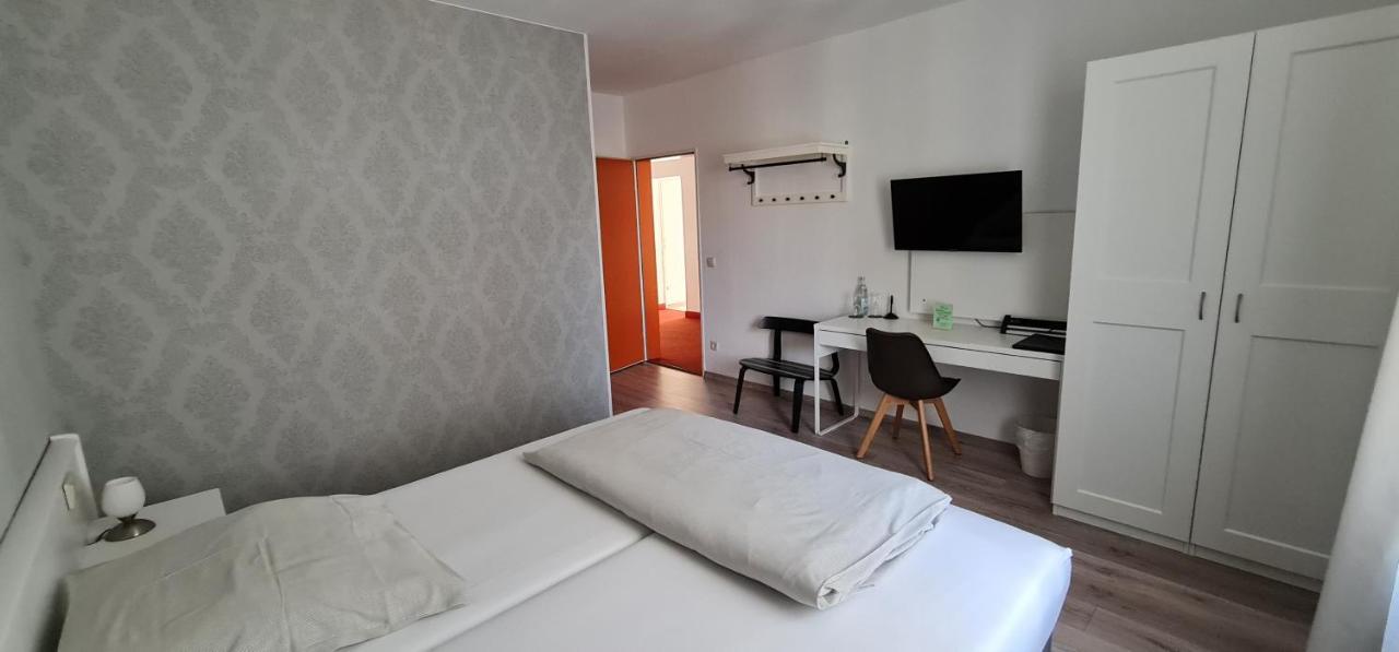City Hotel Franziska Штраубинг Экстерьер фото