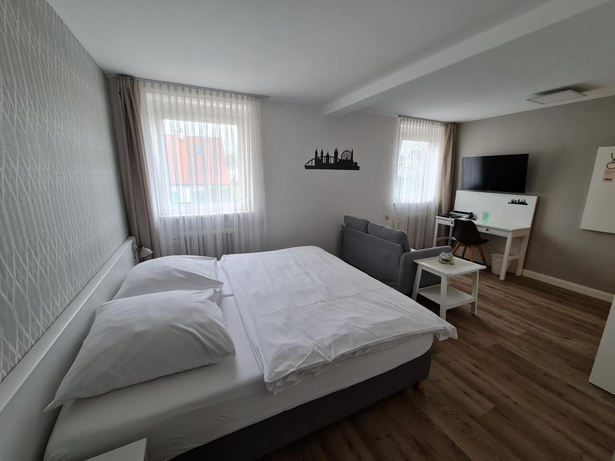 City Hotel Franziska Штраубинг Экстерьер фото