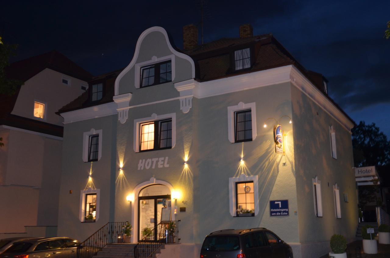 City Hotel Franziska Штраубинг Экстерьер фото