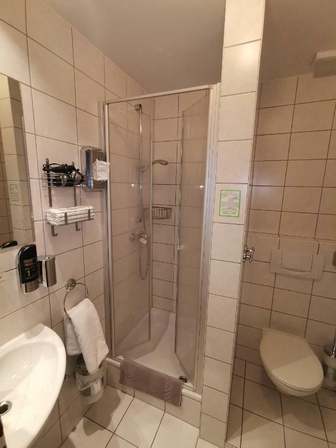 City Hotel Franziska Штраубинг Экстерьер фото