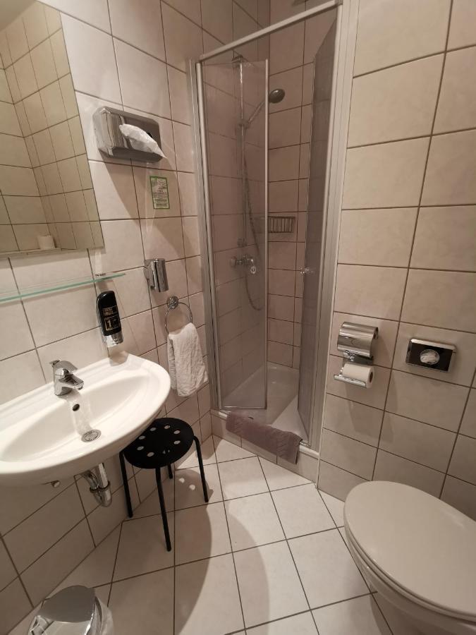 City Hotel Franziska Штраубинг Экстерьер фото